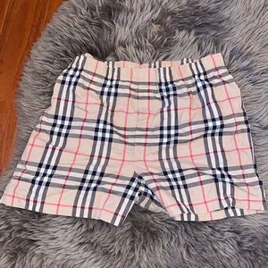 Burberry Body check shorts. Authentic